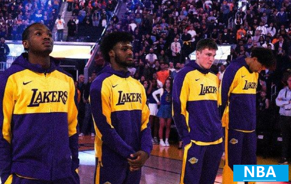 勇士vs湖人 库明加得到17分和4个篮板，波杰姆斯基得到16分